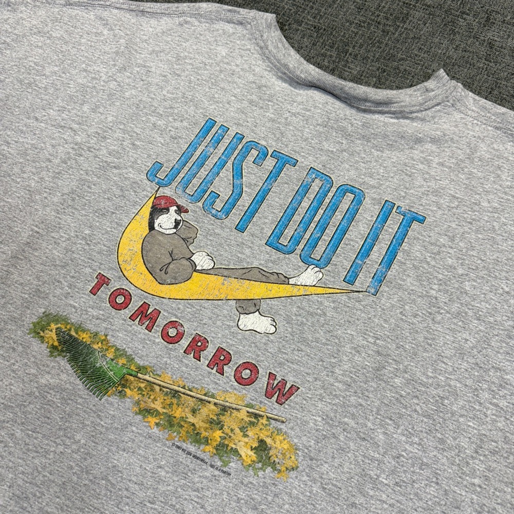 Y2K Big Dogs T Shirt Men's 4XL Gray Just Do It Tomorrow Parody Graphic